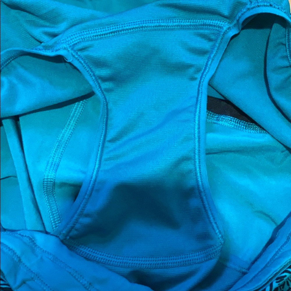 Lululemon Run Times Short 4” inseam - Picture 6 of 6